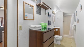 Two Bedroom Cabin, Kitchen, Ocean View | Bathroom | Shower, towels, soap, shampoo