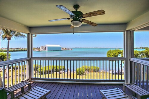 Villa 5053 on Duck Key Boat Slip Available - 2BD 2.5BA
