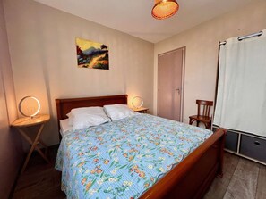 2 bedrooms