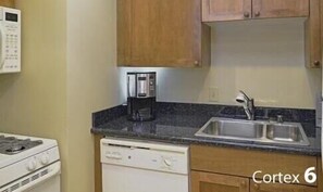 Fridge, microwave, dishwasher - Cancun In Vegas (Las Vegas)