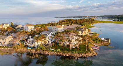 Ocean View, Riverfront Home w/ Marsh Views, 2 Decks, Kayaks - Walk to Beach