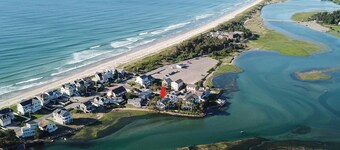 Ocean View, Riverfront Home w/ Marsh Views, 2 Decks, Kayaks - Walk to Beach