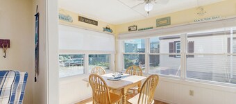 Cottage with deck & sunroom - steps to Long Sands Beach