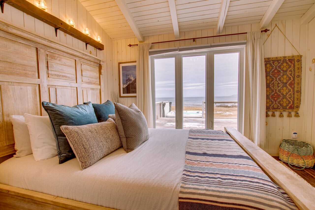 2 habitaciones, escritorio, tabla de planchar con plancha y wifi gratis 