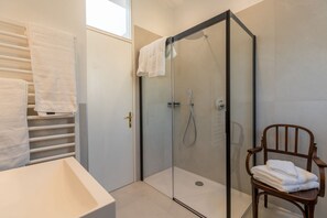 Een douche, een bidet