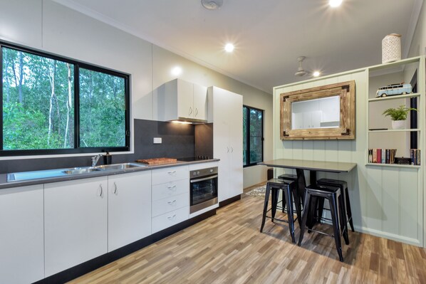 Fridge, microwave, oven, coffee/tea maker