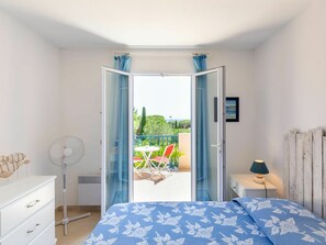 2 Schlafzimmer, Bügeleisen/Bügelbrett, Reisekinderbett, WLAN