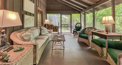 Laurelwood | Desirable Highlands Country Club Location