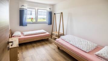 2 habitaciones, wifi gratis y ropa de cama
