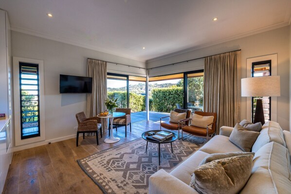 تلفزيون، مكتب