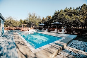 Outdoor pool - Tiny home cabin rentals on gated 2 acres and shared pool! Only 14mi to downtown! (Austin)