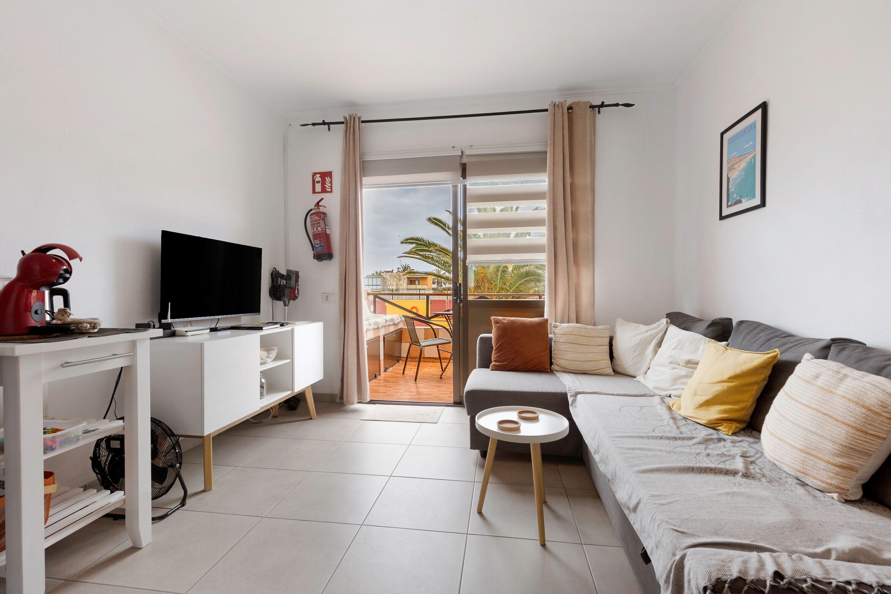 Fernseher, Tischtennisplatte