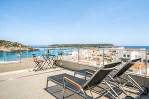 Terrace/patio - "Apartamento en Es Grau con vistas" with Sea View, A/C, Wi-Fi, Terrace & Balcony (Mahón)