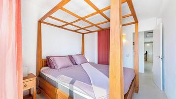 5 camere, ferro/asse da stiro, Wi-Fi gratuito, lenzuola