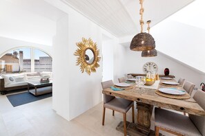 Dining - Apartment Casa Rewa Close to the Beach with Sea View, Wi-Fi & Terrace (Puerto de Alcudia)