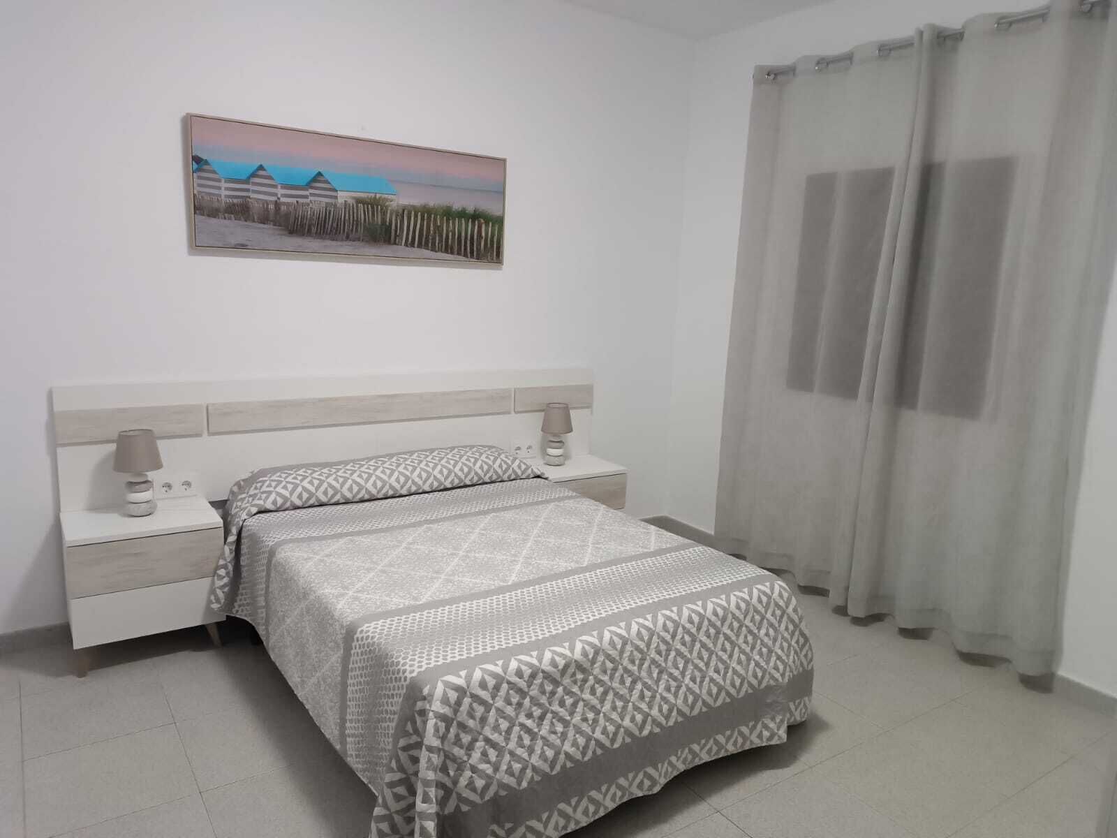 2 slaapkamers, een strijkplank/strijkijzer, gratis wifi, beddengoed