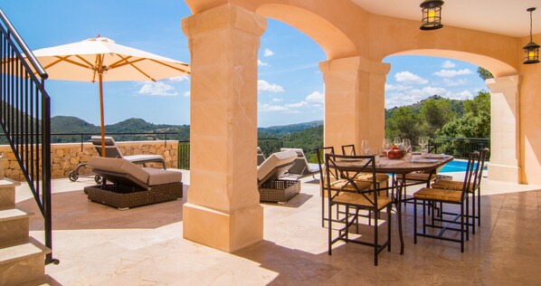 Restauration extérieure