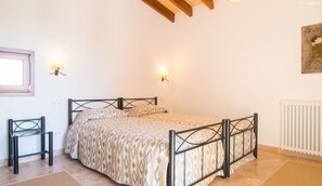 4 habitaciones, wifi gratis y ropa de cama 