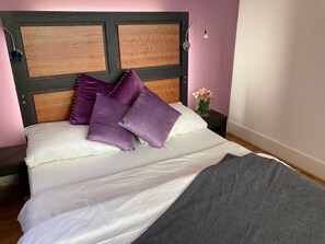 1 chambre, bureau, Wi-Fi, draps fournis