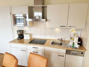 Fridge, microwave, dishwasher