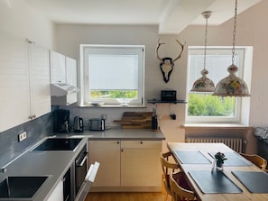 Fridge, microwave, oven, dishwasher