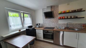 Fridge, microwave, oven, dishwasher