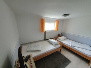 Unclassified image, 4 of 12, button