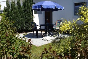 Luokittelematon kuva, 3 kautta 7, painike