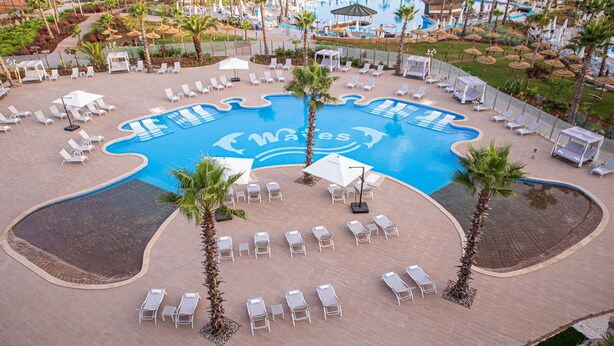 Deluxe Room | Outdoor pool | Seasonal outdoor pool - Waves Aqua Hotel (Kenitra)