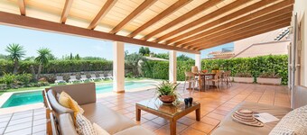 Große Villa für 10 Personen mit privatem Pool und Strandlage, Alcudia, Mallorca