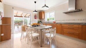 Dining - Large villa for 10 with private pool and beach location, near Alcudia, Mallorca (Alcudia)