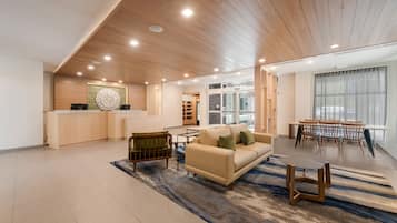 Lobby lounge