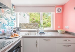 Fridge, microwave, oven, dishwasher - The perfect base for a short break in The Lakes (Windermere)