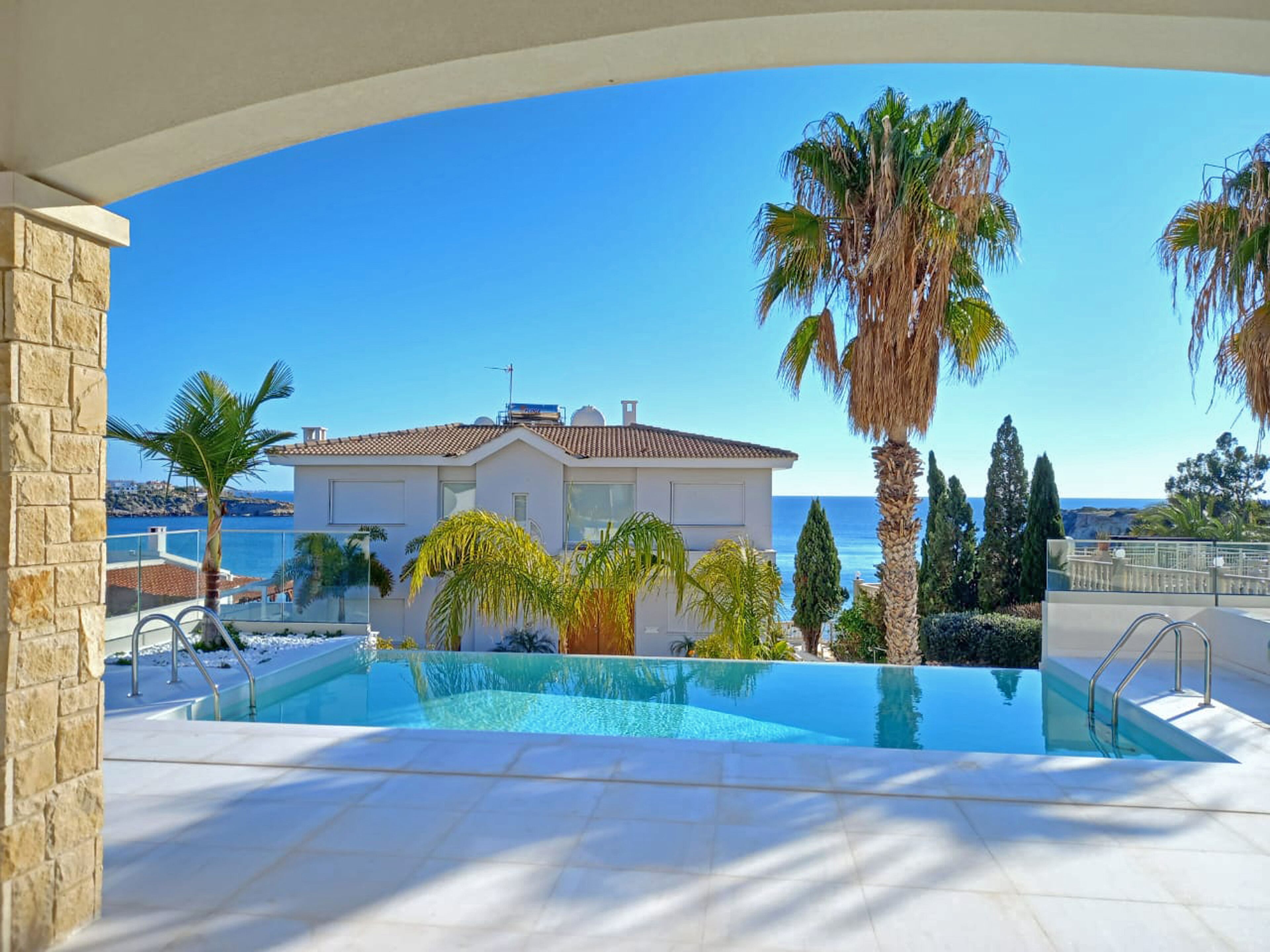 Resitour - Coral Bay