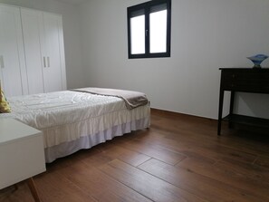 Room - House (lousada)
