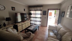 Smart TV, DVD player