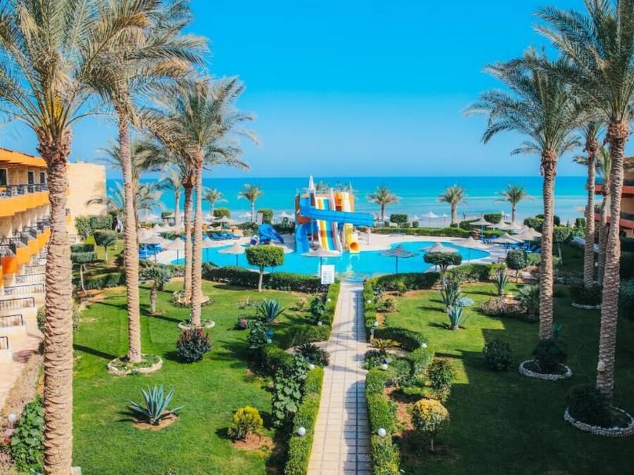 Minibar, una cassaforte in camera, una scrivania, tende oscuranti