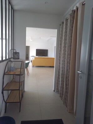 3 slaapkamers, een strijkplank/strijkijzer, gratis wifi