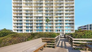 Exterior - Gulf Views, Pool & Beach Chairs, Private Beach + Free Attraction Tickets! (Santa Rosa Beach)