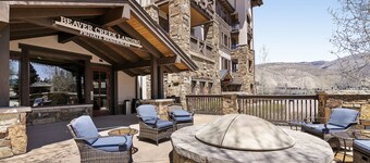 Ski In/Ski Out! **High end LUXURY Penthouse** Two HUGE Master Suites!