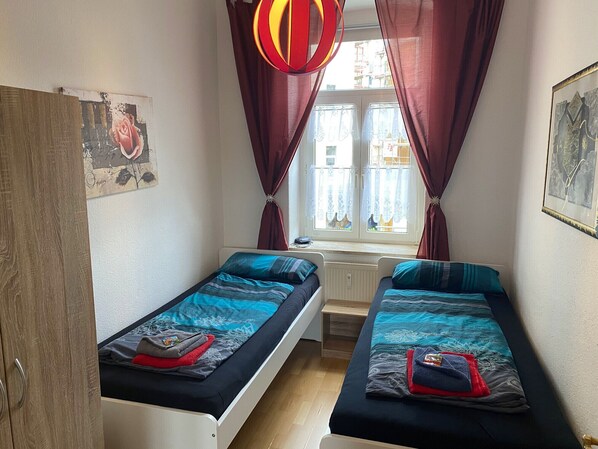 1 chambre, Wi-Fi gratuit, draps fournis
