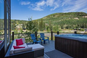 Terrace/patio - Townhome Across from Purg- Awesome Unobstructed Views/Deck/Private Hot Tub (Durango)