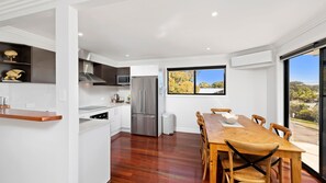 Fridge, microwave, oven, stovetop - Unit 2 Tomaree Road 16 Upstairs (Shoal Bay)