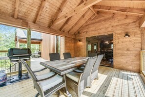 Cabane, 4 chambres | Aire de pique-nique/barbecue