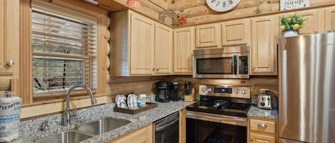 Cabaña, 1 habitación | Cocina privada | Refrigerador, horno, cafetera y tetera y tostadora