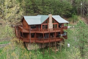 Cabin, 4 Bedrooms | Exterior - Barefoot Cabin 4 Bedroom Cabin by RedAwning (Sevierville)