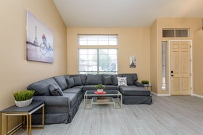 House, 3 Bedrooms | Interior - Casa Caliente 3 Bedroom Home by Redawning (Cave Creek)