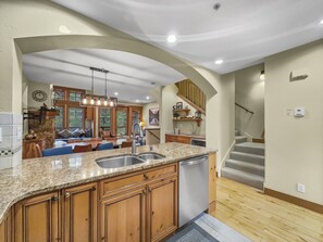 Townhome, 3 Bedrooms | Private kitchen | Fridge, paper towels