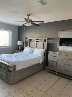 2 bedrooms, iron/ironing board, WiFi, bed sheets