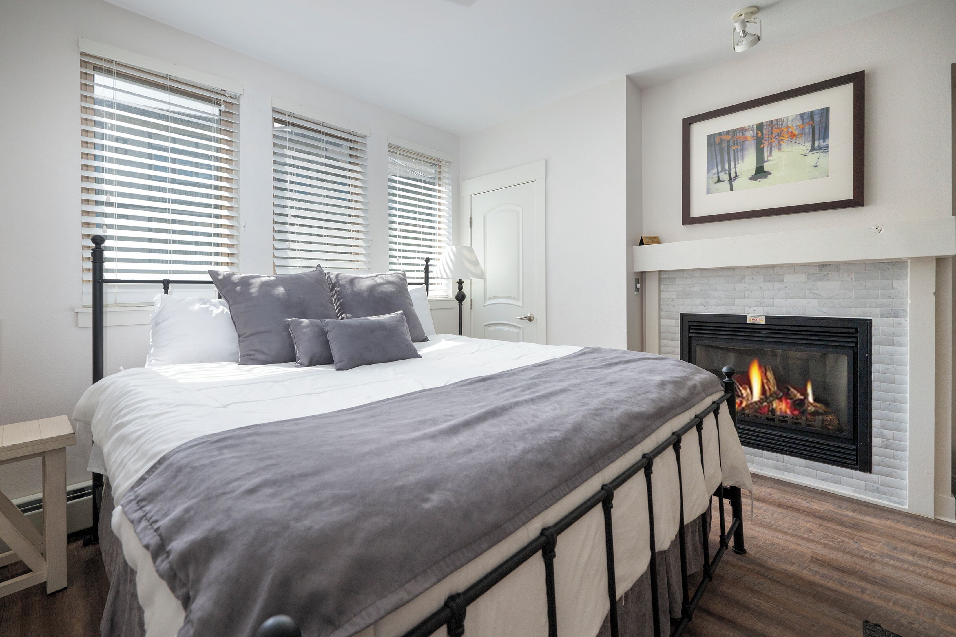 熨斗/熨衣板、上网接入、床单